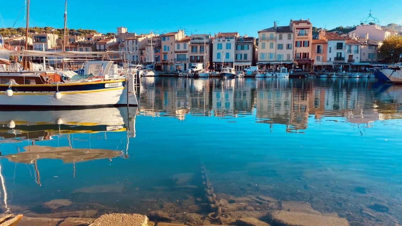 Le A Cassis,top Emplacement,parking,double Balcon Cassis